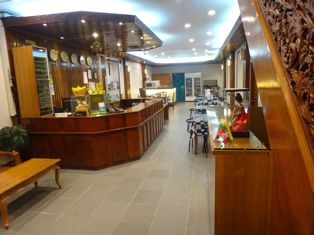 Chit Sayar Hotel Rangun Kültér fotó