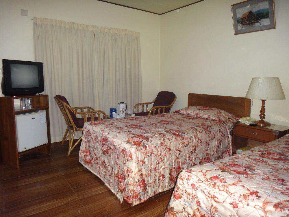 Chit Sayar Hotel Rangun Kültér fotó